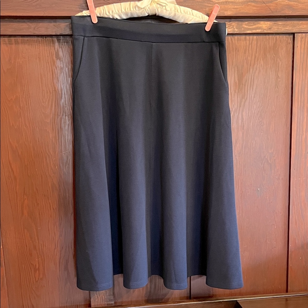 ✨ModCloth ✨ Blue Full Circle Skirt - w/ Pockets, size Large